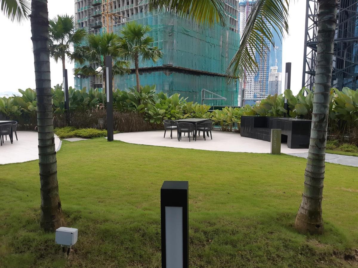 Astra @ Eaton Residences Kl Kuala Lumpur Dış mekan fotoğraf