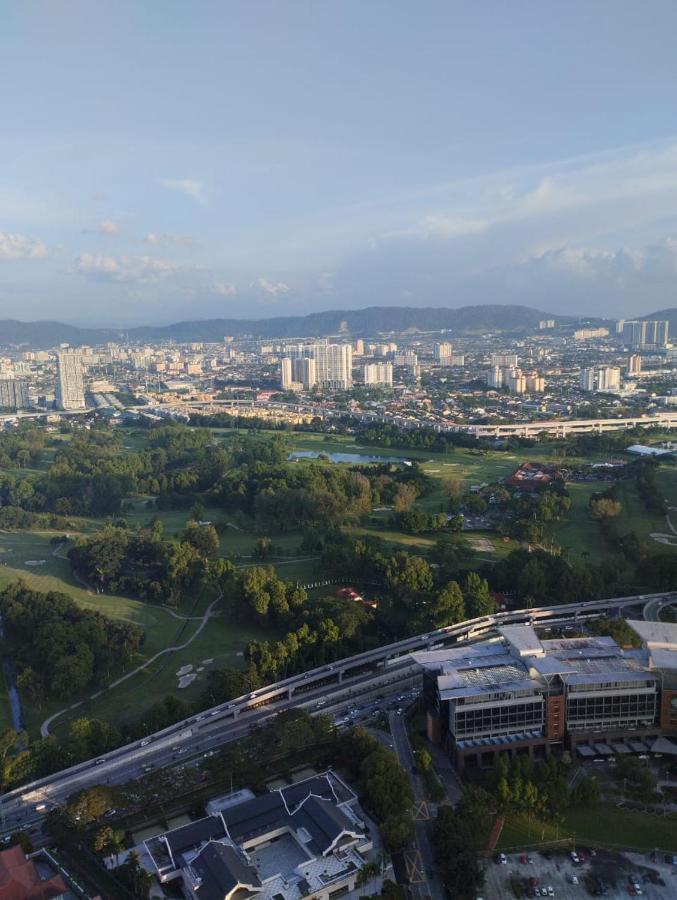 Astra @ Eaton Residences Kl Kuala Lumpur Dış mekan fotoğraf